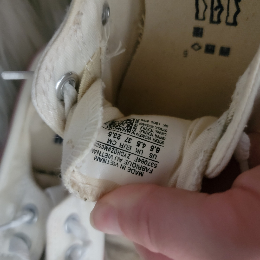 Converse Sneakers - Picture 5 of 6